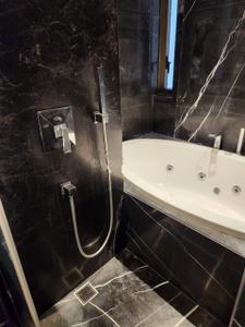 Image of 1621 Sq.ft 3 BHK Apartment / Flat for rent in Monte South, Byculla, Mumbai for Rs. 190000