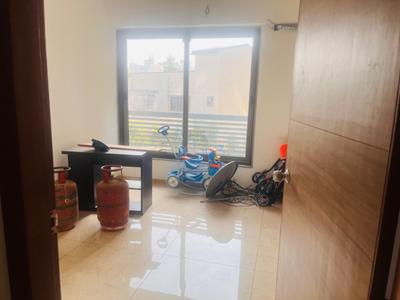 Bedroom Image of 2450 Sq.ft 3 BHK Apartment / Flat for sale in Gota Ahmedabad for Rs. 16000000