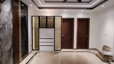 Bedroom Image of 2000 Sq.ft 4 BHK Builder Floor for sale in Vaishali Ghaziabad for Rs. 18500000