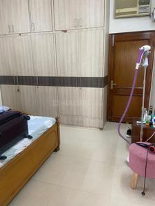 Bedroom Image of 1050 Sq.ft 1 BHK Apartment / Flat for rent in Kohinoor Apartment, Kalkaji New Delhi for Rs. 32000