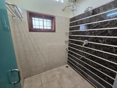 Bathroom Image of 5500 Sq.ft 5 BHK Apartment / Flat for rent in Sanjaynagar Bengaluru for Rs. 350000