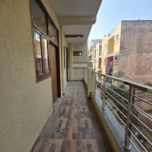 Balcony Image of 1200 Sq.ft 3 BHK Apartment / Flat for sale in Pandav Nagar Ghaziabad for Rs. 4095000