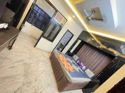 Bedroom Image of 1000 Sq.ft 2 BHK Builder Floor for sale in Mansarover Garden New Delhi for Rs. 12000000