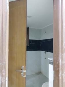 Common Bathroom Image of 1620 Sq.ft 4 BHK Apartment / Flat for sale in Sultanpur New Delhi for Rs. 13000000