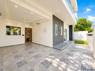 Hall Image of 3600 Sq.ft 4 BHK Independent House for sale in Kulhan Dehradun for Rs. 32500000