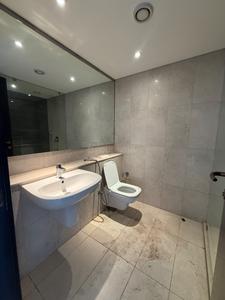 Bathroom Image of 2800 Sq.ft 3.5 BHK Apartment / Flat for sale in Panchshil Towers, Kharadi Pune for Rs. 44000000