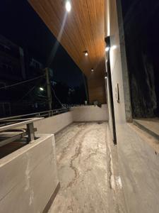 Balcony Image of 1350 Sq.ft 4 BHK Duplex for sale in Paschim Vihar New Delhi for Rs. 50000000