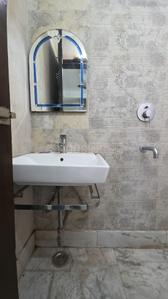 Image of 900 Sq.ft 3 BHK Builder Floor for rent in Pitampura, New Delhi for Rs. 35000