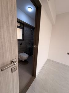 Bathroom Image of 280 Sq.ft 1 BHK Apartment / Flat for sale in Sai Kutir Residency, Vikhroli East Mumbai for Rs. 5800000