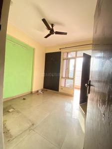 Hall Image of 1700 Sq.ft 3 BHK Apartment / Flat for rent in Cosmos Golden Heights, Crossings Republik Ghaziabad for Rs. 20000