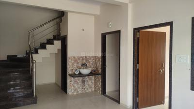 Living Room Image of 1425 Sq.ft 3 BHK Apartment / Flat for sale in Hoshangabad Road Bhopal for Rs. 4500000