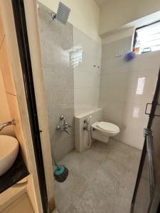 Bathroom Image of 650 Sq.ft 2 BHK Apartment / Flat for sale in SHIVAY SKY, Waghodia Road Vadodara for Rs. 2650000