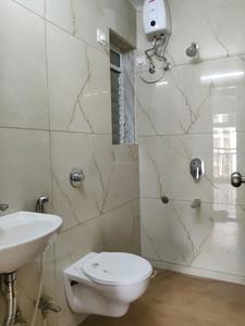 Common Bathroom Image of 650 Sq.ft 1 BHK Apartment / Flat for sale in Raunak Bliss, Kasarvadavali Thane for Rs. 6500000