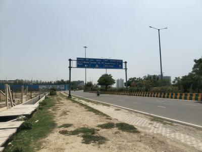 Image of 7200 Sq.ft Residential Plot / Land for sale in Sector 79, Noida for Rs. 140000000