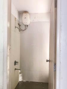 Common Bathroom Image of 585 Sq.ft 1 BHK Apartment / Flat for sale in Lodha Casa Rio, Palava Phase 1 Thane for Rs. 3200000