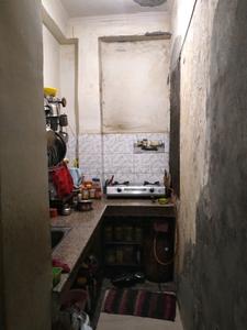 Kitchen Image of 450 Sq.ft 1 BHK Builder Floor for sale in Mayur Vihar Phase 1 New Delhi for Rs. 3500000