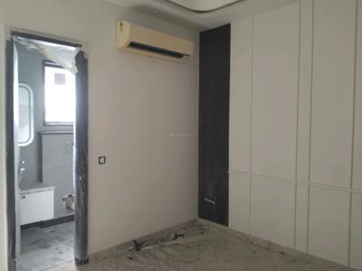 Bedroom Image of 1700 Sq.ft 3 BHK Builder Floor for sale in Pitampura New Delhi for Rs. 40000000