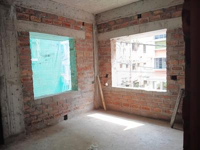 Bedroom Image of 977 Sq.ft 2 BHK Apartment / Flat for sale in Purbalok Kolkata for Rs. 5862000