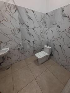 Bathroom Image of 2400 Sq.ft 4 BHK Independent House for sale in Crown Realties Radhe Krishna Nagar, Mathpurena Raipur for Rs. 6490000