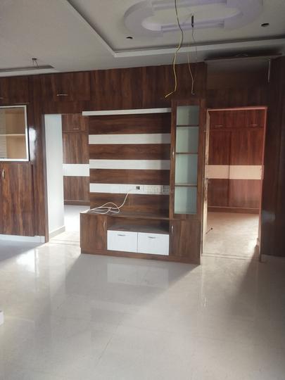 Sujatha Nagar Main Image 1