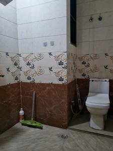 Common Bathroom Image of 1000 Sq.ft 3 BHK Builder Floor for sale in Mahavir Enclave New Delhi for Rs. 9000000