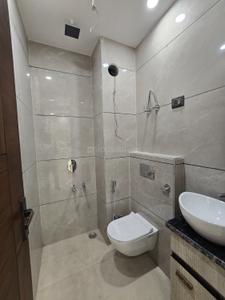 Image of 910 Sq.ft 2 BHK Builder Floor for rent in Paschim Vihar, New Delhi for Rs. 32000