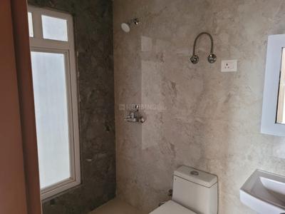 Bathroom Image of 3300 Sq.ft 3 BHK Apartment / Flat for sale in Parx Laureate, Sector 108 Noida for Rs. 53000000