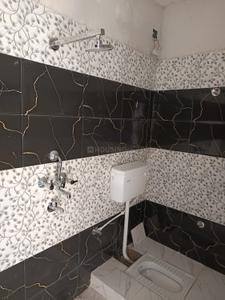 Bathroom Image of 625 Sq.ft 2.5 BHK Duplex for sale in Karamat Chowki Allahabad for Rs. 6000000