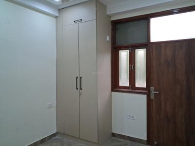Bedroom Image of 1450 Sq.ft 4 BHK Apartment / Flat for sale in Sector 74 Noida for Rs. 7350000