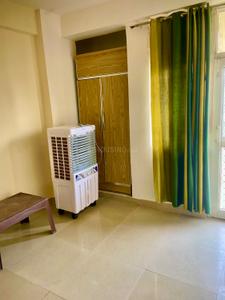 Bedroom Image of 1489 Sq.ft 3 BHK Apartment / Flat for sale in MR Royal Garden Shalimar City Phase 2, Shalimar Garden Ghaziabad for Rs. 9500000