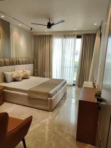 Bedroom Image of 2100 Sq.ft 3.5 BHK Builder Floor for sale in Central Park Flower Valley, Sector 33 Sohna for Rs. 42500000