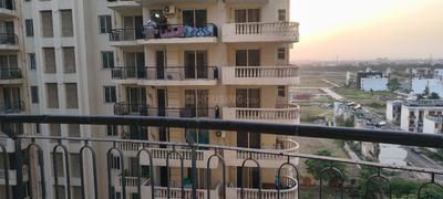 Balcony Image of 1045 Sq.ft 2 BHK Apartment / Flat for sale in Royal Heritage, Sector 70 Faridabad for Rs. 6000000