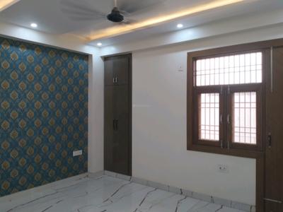Bedroom Image of 1800 Sq.ft 4 BHK Builder Floor for sale in Shalimar Garden Ghaziabad for Rs. 15500000