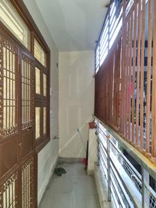 Bedroom One Image of 675 Sq.ft 3 BHK Apartment / Flat for rent in Lord Krishna Apartment, Uttam Nagar New Delhi for Rs. 18000