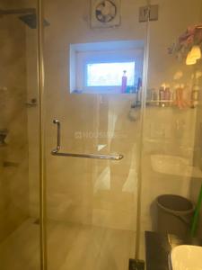 Bathroom Image of 1850 Sq.ft 4 BHK Apartment / Flat for sale in Shatabdi Vihar, Sector 61 Noida for Rs. 25500000