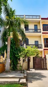Image of 1076 Sq.ft 6 BHK Independent House for sale in Alpha I, Greater Noida for Rs. 28500000