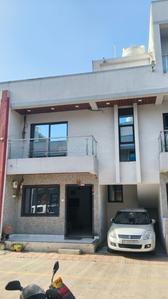 Image of 1980 Sq.ft 4 BHK Villa for sale in Dindoli, Surat for Rs. 7751000