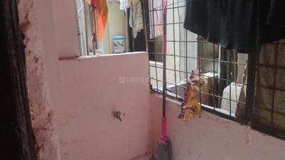 Balcony Image of 450 Sq.ft 1 BHK Apartment / Flat for rent in Khatiwala Tank Indore for Rs. 8500