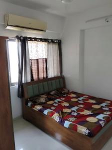 Bedroom Image of 1950 Sq.ft 2 BHK Apartment / Flat for rent in Rudram Skyvue, Chanakyapuri Ahmedabad for Rs. 32000