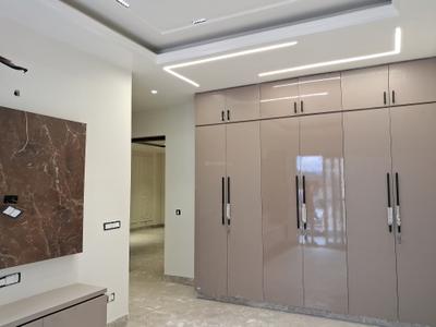 Bedroom Image of 1900 Sq.ft 3 BHK Builder Floor for sale in Raja Garden New Delhi for Rs. 32500000