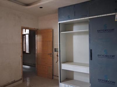 Bedroom Image of 1050 Sq.ft 2 BHK Apartment / Flat for sale in Avenue 1, Sector 73 Noida for Rs. 3600000