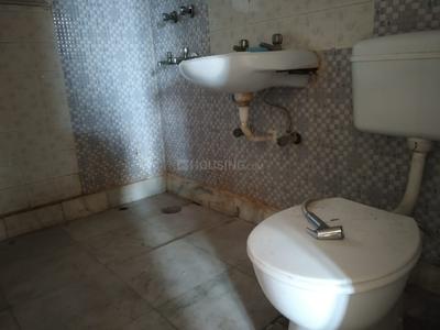Image of 1600 Sq.ft 3 BHK Apartment / Flat for rent in Sector 6 Dwarka, New Delhi for Rs. 45000