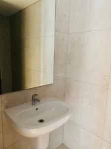 Bathroom Image of 3212 Sq.ft 4.5 BHK Apartment / Flat for sale in Panchshil Towers, Kharadi Pune for Rs. 43000000