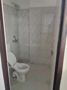Bathroom Image of 746 Sq.ft 3 BHK Apartment / Flat for sale in Shree Homes, Sector 45 Faridabad for Rs. 5650000
