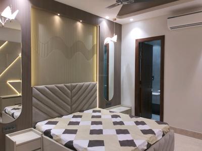 Bedroom Image of 1800 Sq.ft 3 BHK Builder Floor for sale in KG-III New Delhi for Rs. 32500000