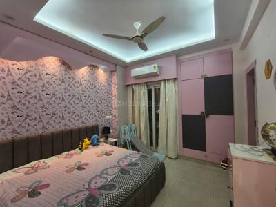 Bedroom Image of 1750 Sq.ft 3 BHK Apartment / Flat for rent in Shree Vardhman Victoria, Sector 70 Gurgaon for Rs. 52000