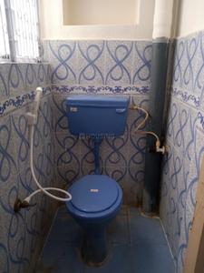 Bathroom Image of 600 Sq.ft 2 BHK Independent House for rent in Fort Mohalla Mysore for Rs. 12000