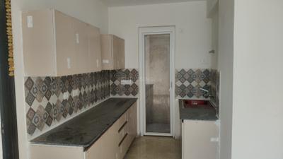 Kitchen Image of 1120 Sq.ft 3 BHK Builder Floor for rent in Signature Global Park 4 And 5, Sector 36 Sohna for Rs. 18000