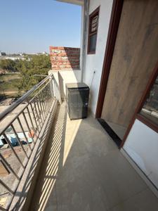 Balcony Image of 800 Sq.ft 2 BHK Builder Floor for rent in Sector 23 Dwarka New Delhi for Rs. 30000