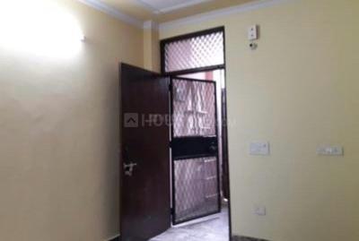 Bedroom Image of 410 Sq.ft 1 BHK Builder Floor for rent in Sant Nagar New Delhi for Rs. 24000